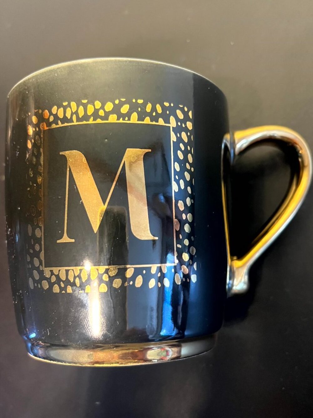 DesignPac Black Monogram Letter M Mug Metallic Gold Handle Oversized 22oz Cup